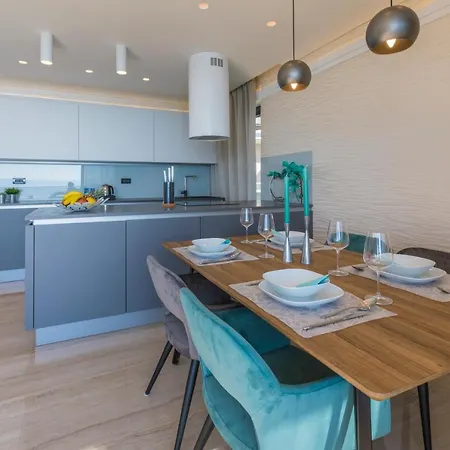 Front Fran Apartment Crikvenica