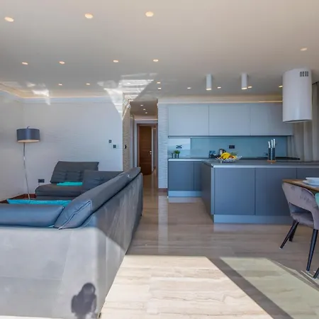 公寓 Front Fran 茨里克韦尼察